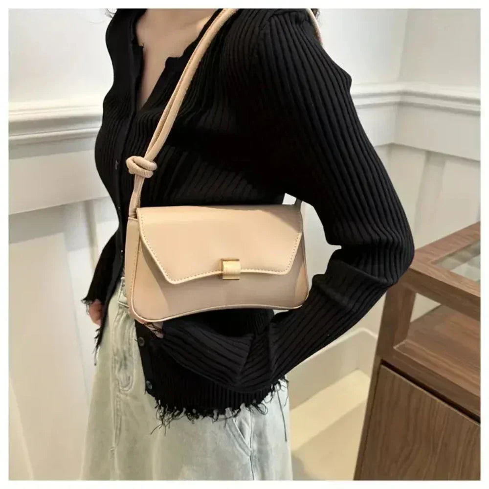 Daphne | Crossbody Bag in Vintage Charm