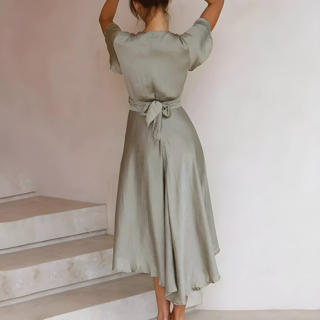 Eve - Midi Dress with Decorative Knot