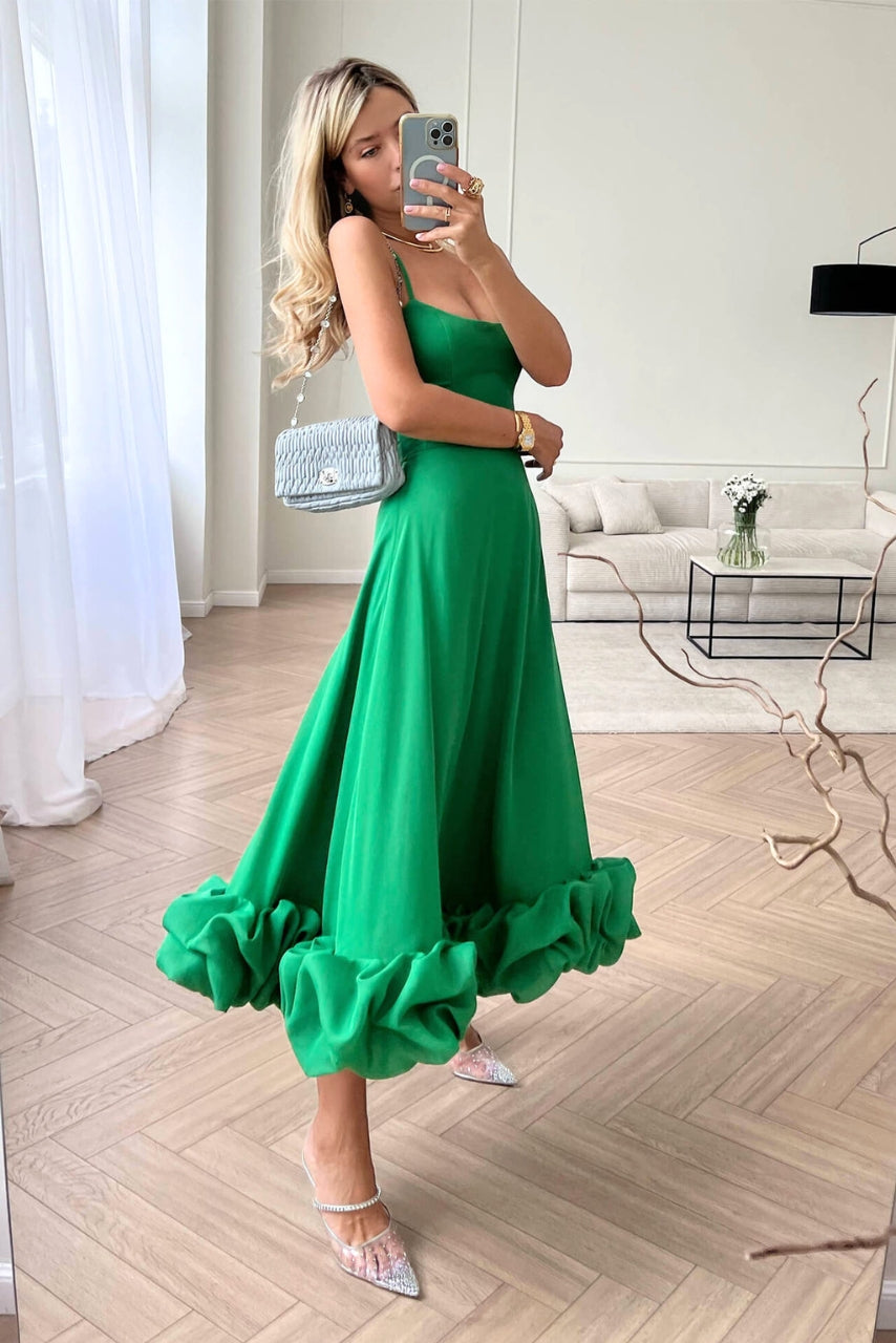 Blaire - Elegant Flowy Dress