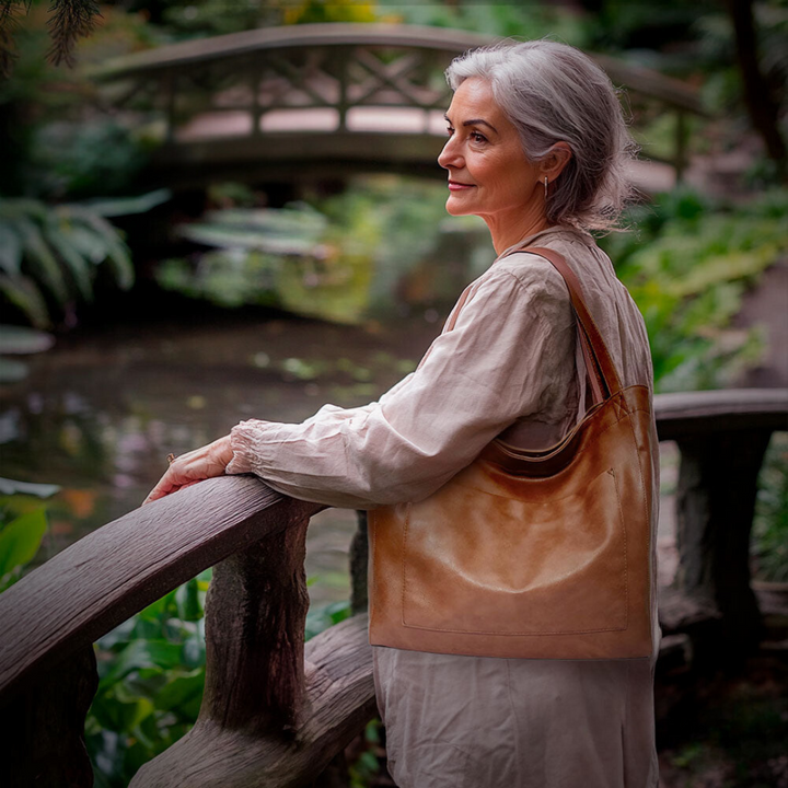 Calendula | Squisita Luxury Shoulder Bag Made of Soft Material