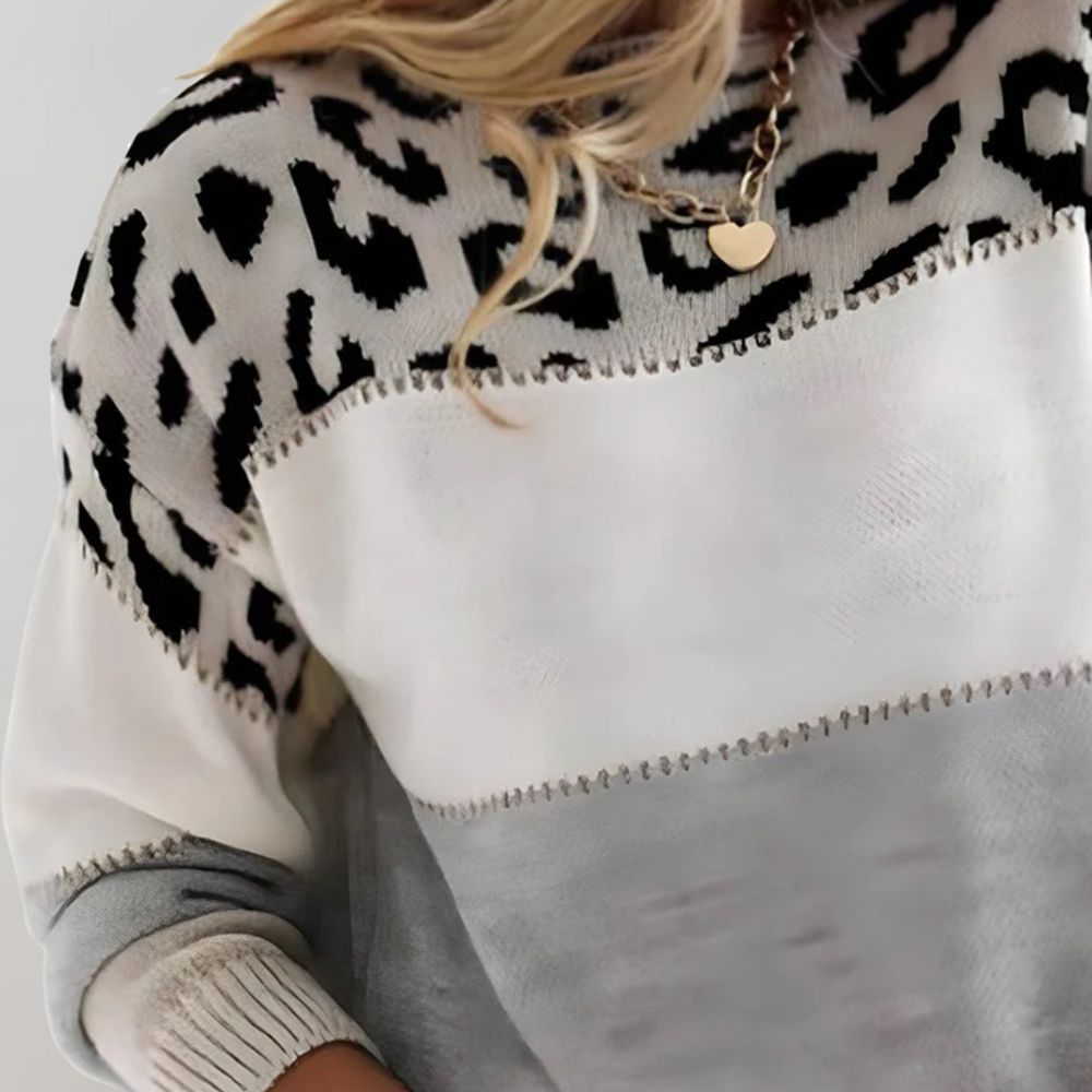 Kailey – Cozy Leopard Print Sweater