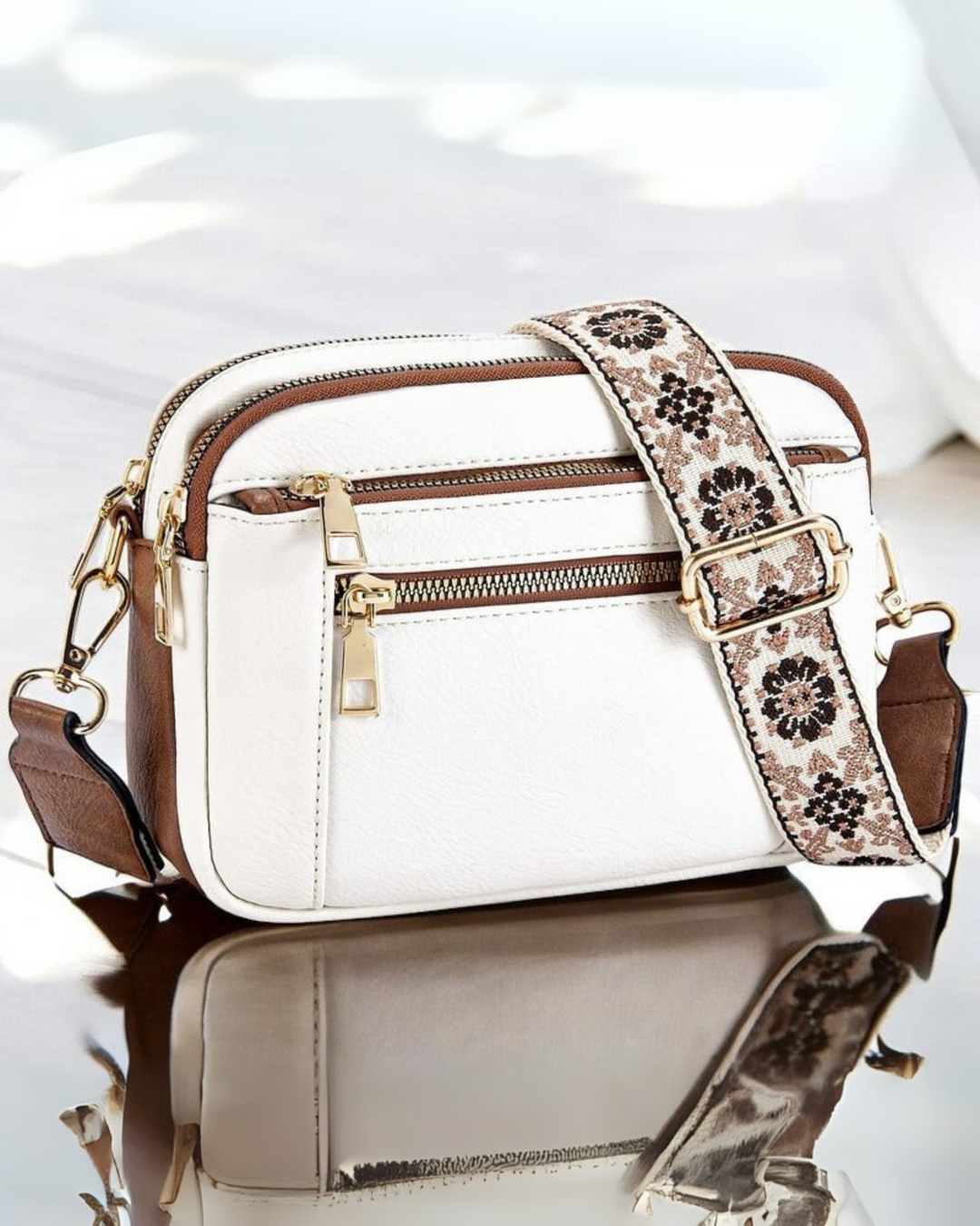 Camela - Timeless Shoulder Bag