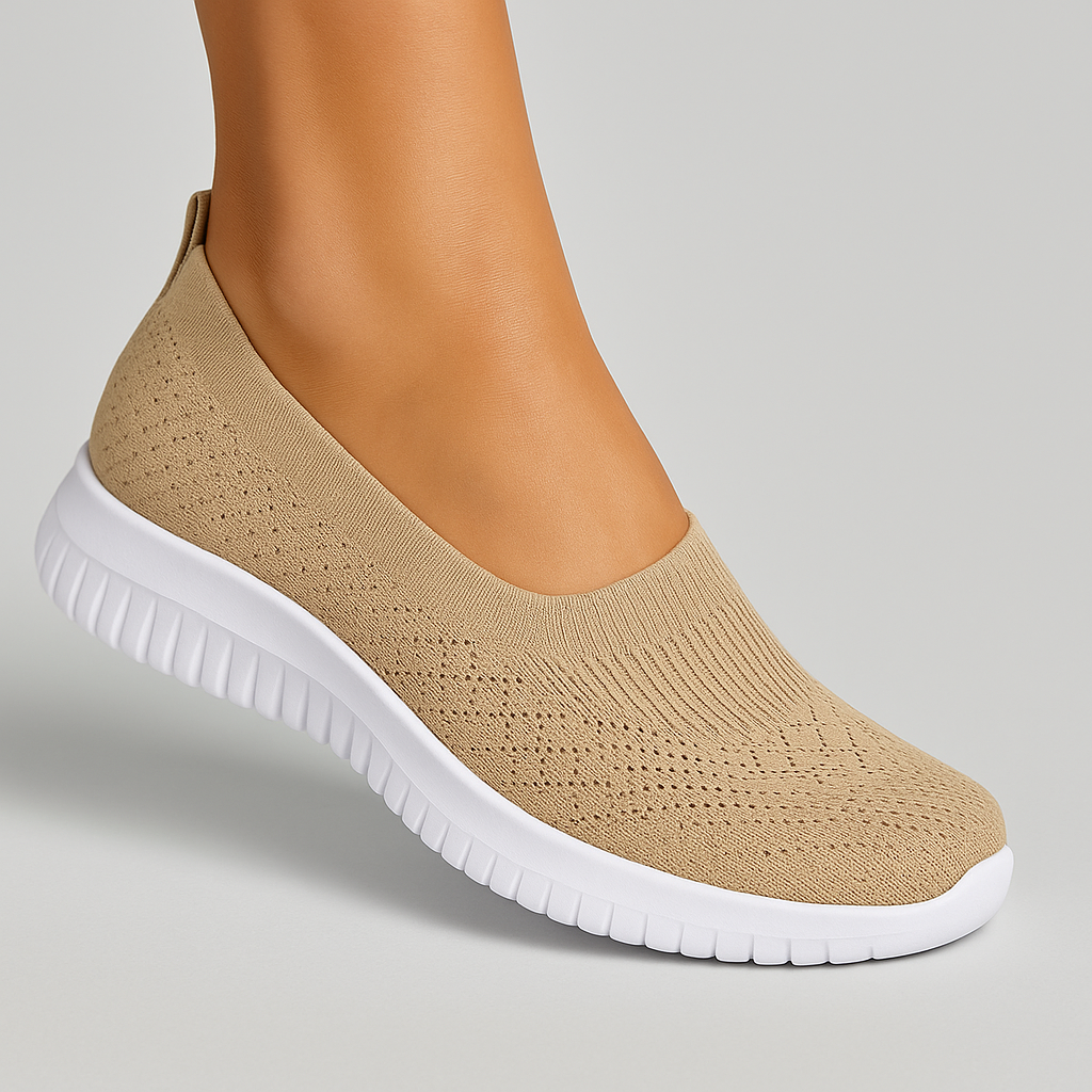 CloudWalk™ - Lightweight Slip-On Shoes with Heel