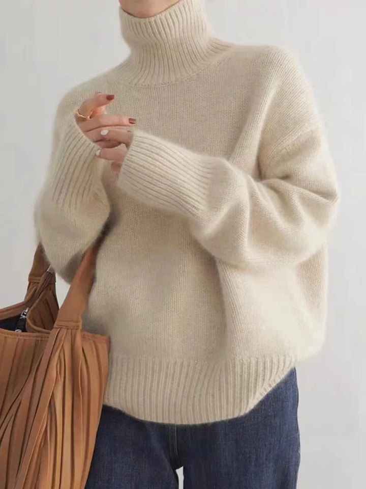 Evangelina – Cozy Roll-Neck Sweater