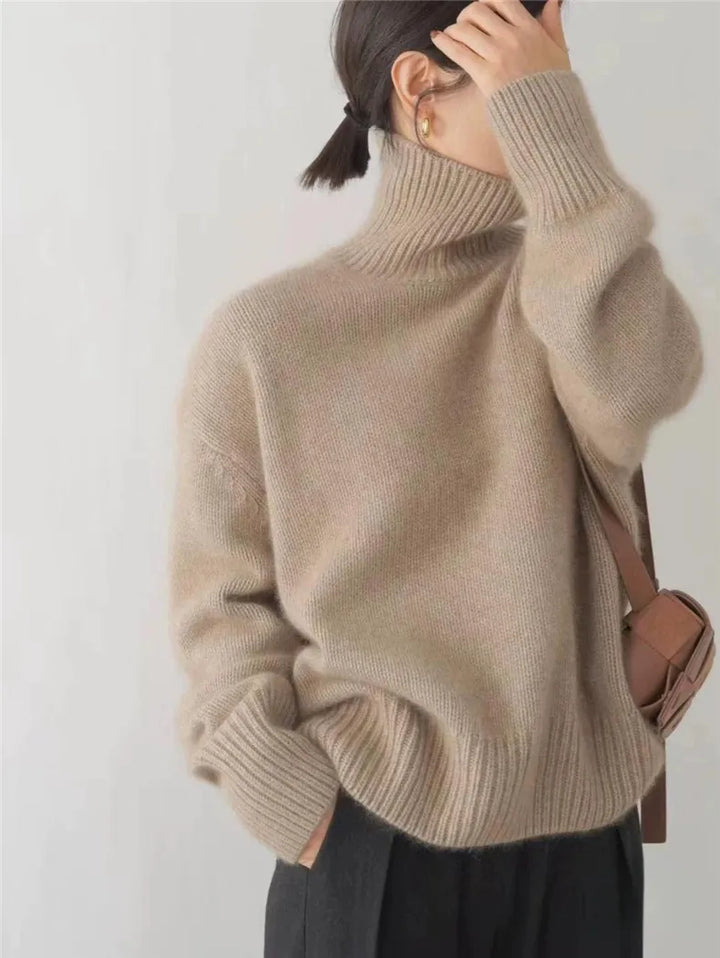 Evangelina – Cozy Roll-Neck Sweater
