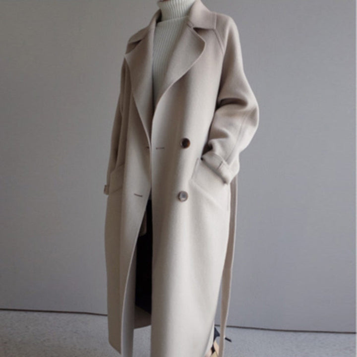 Laura – The Classic Elegance Coat