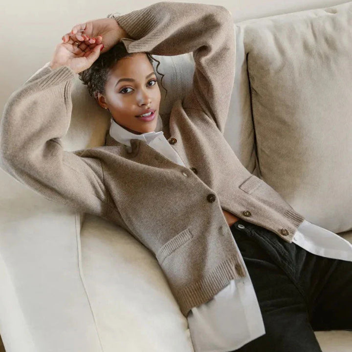 Callie - Classic Buttoned Cardigan