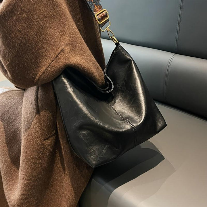 Ruina - Stylish Shoulder Bag for Every Occasion