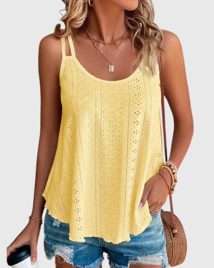 Lucie - Casual T-Shirt