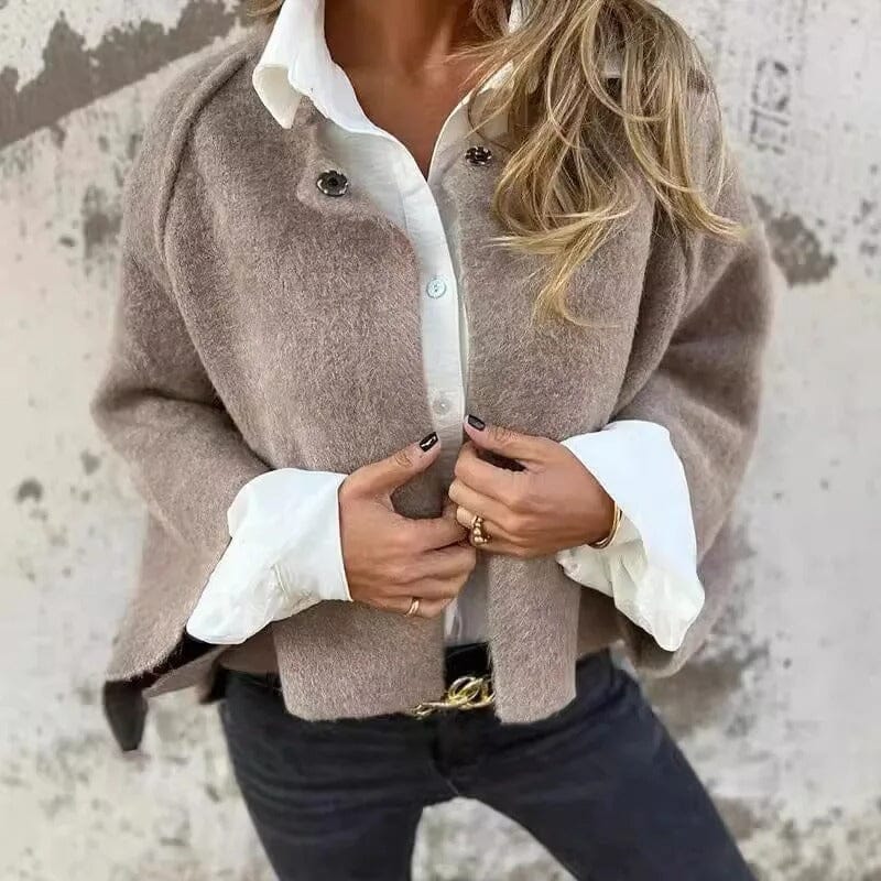 Luna - Stylish Short Fur Jacket with Elegant Button Details