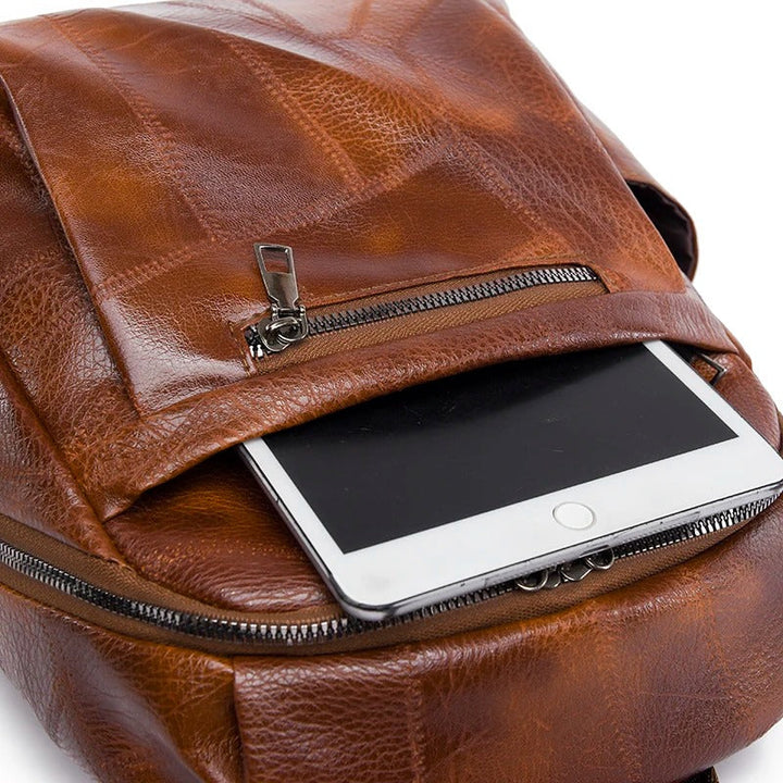 Cordelia | Elegant and Timeless Backpack