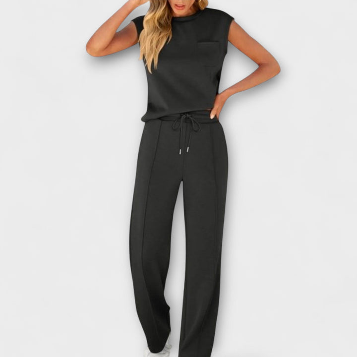 Natasha – Sleeveless Chic Set