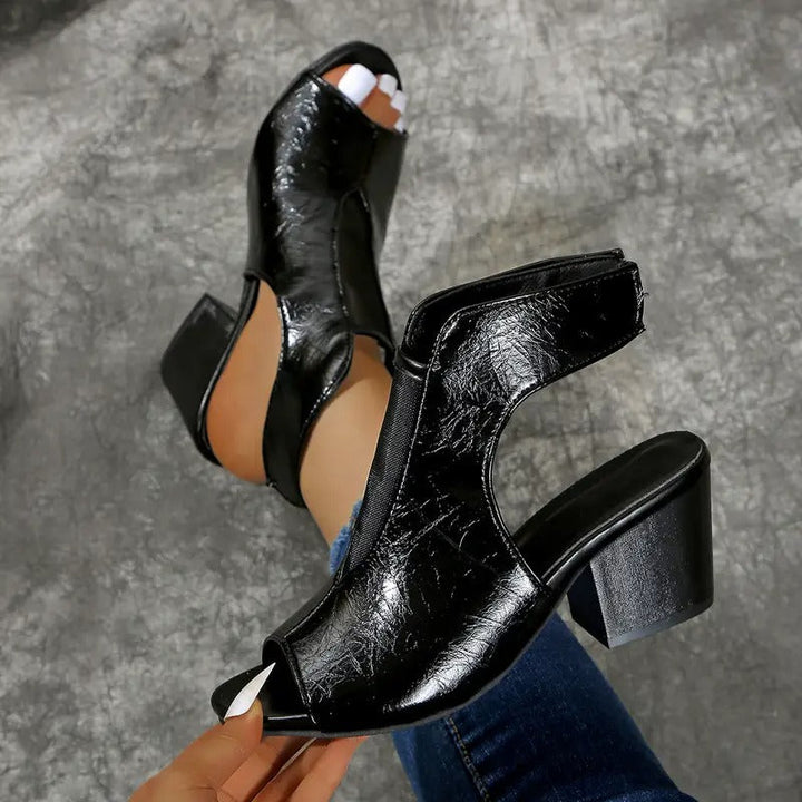 Roselyn – Women’s Roman Style Slide Sandals