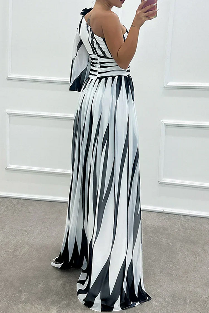 Shiloh - Elegant one-shoulder striped long dress
