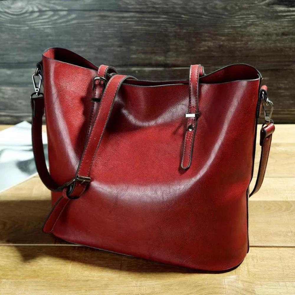 Nicole | Timeless Vintage Shoulder Bag