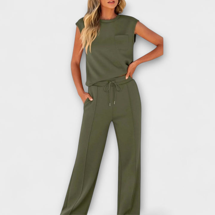 Natasha – Sleeveless Chic Set