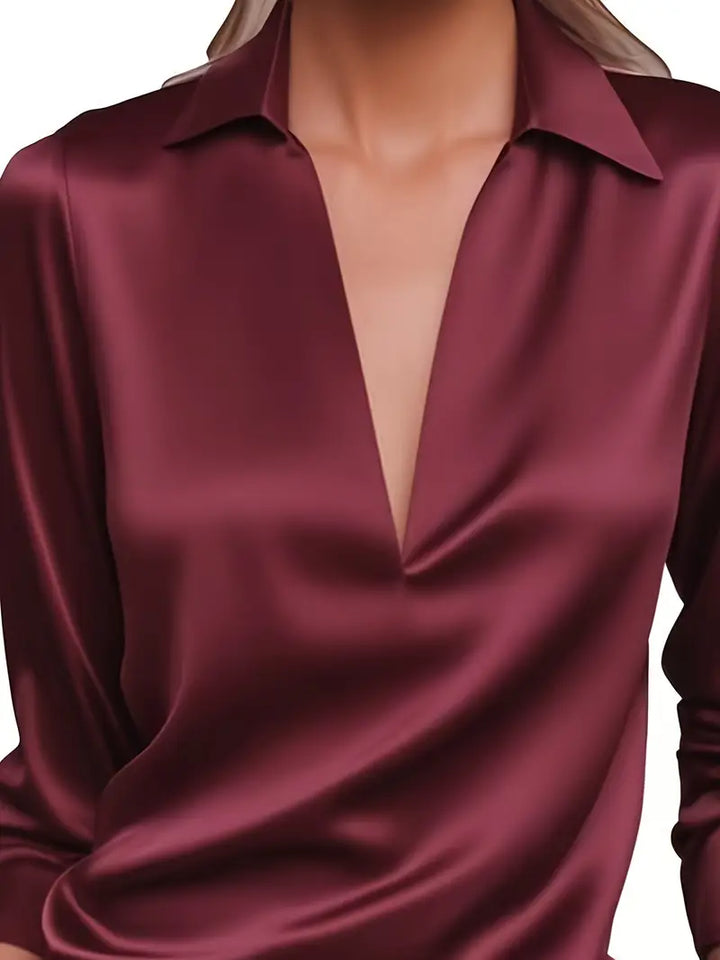 Lilli – Timeless Shine Blouse