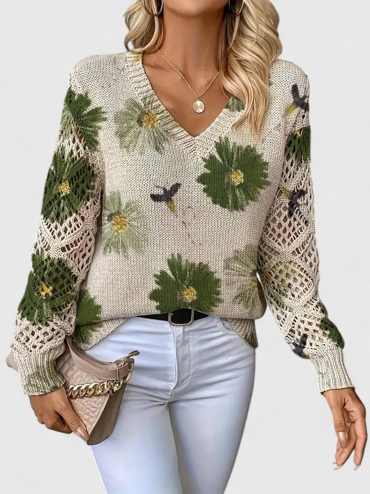 Eve – Timeless Floral Sweater