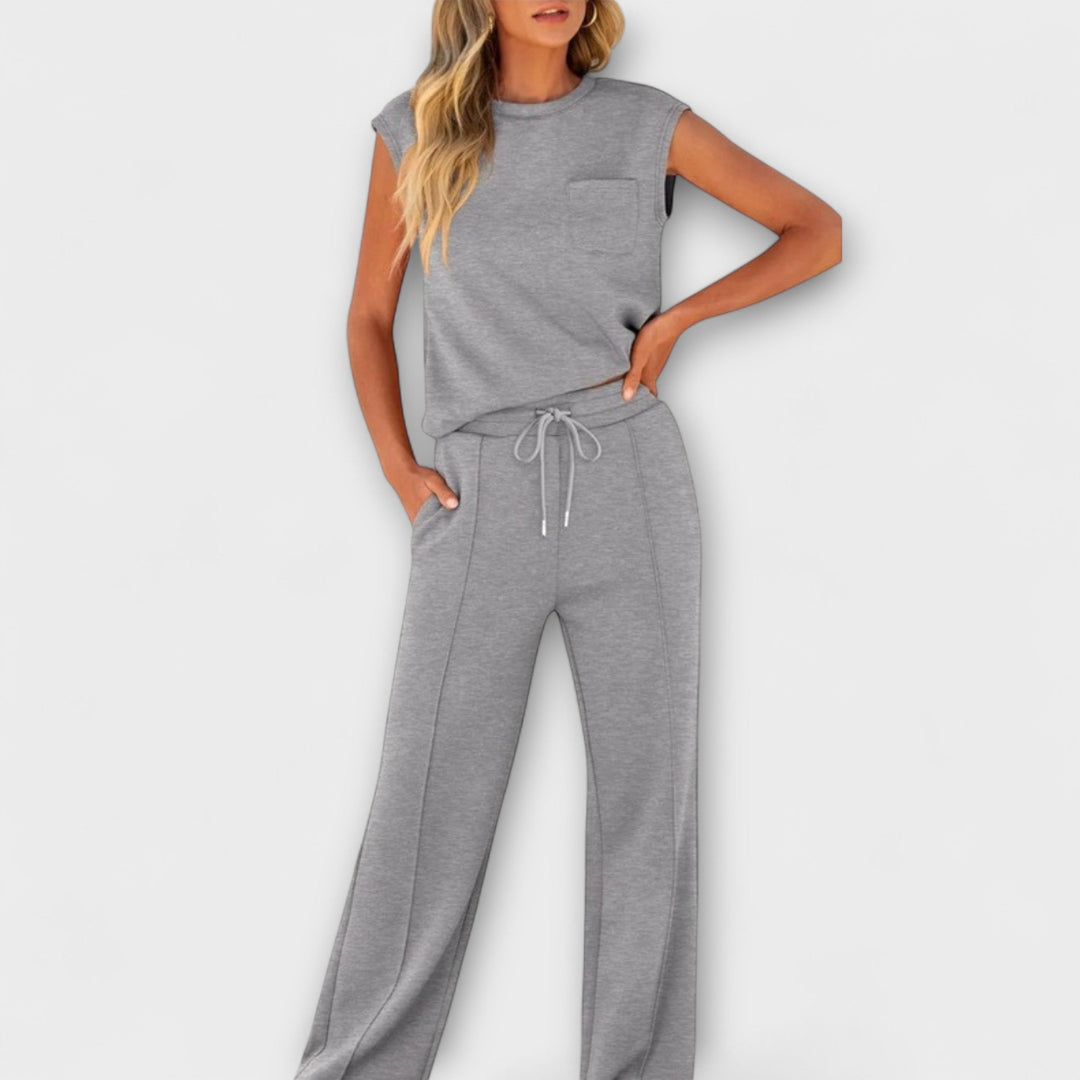 Natasha – Sleeveless Chic Set