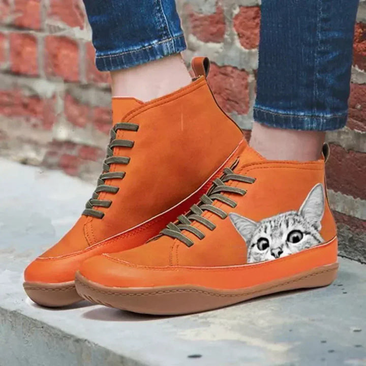 Myla – Stylish Cat-Inspired Boots