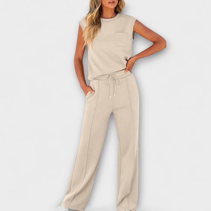 Natasha – Sleeveless Chic Set