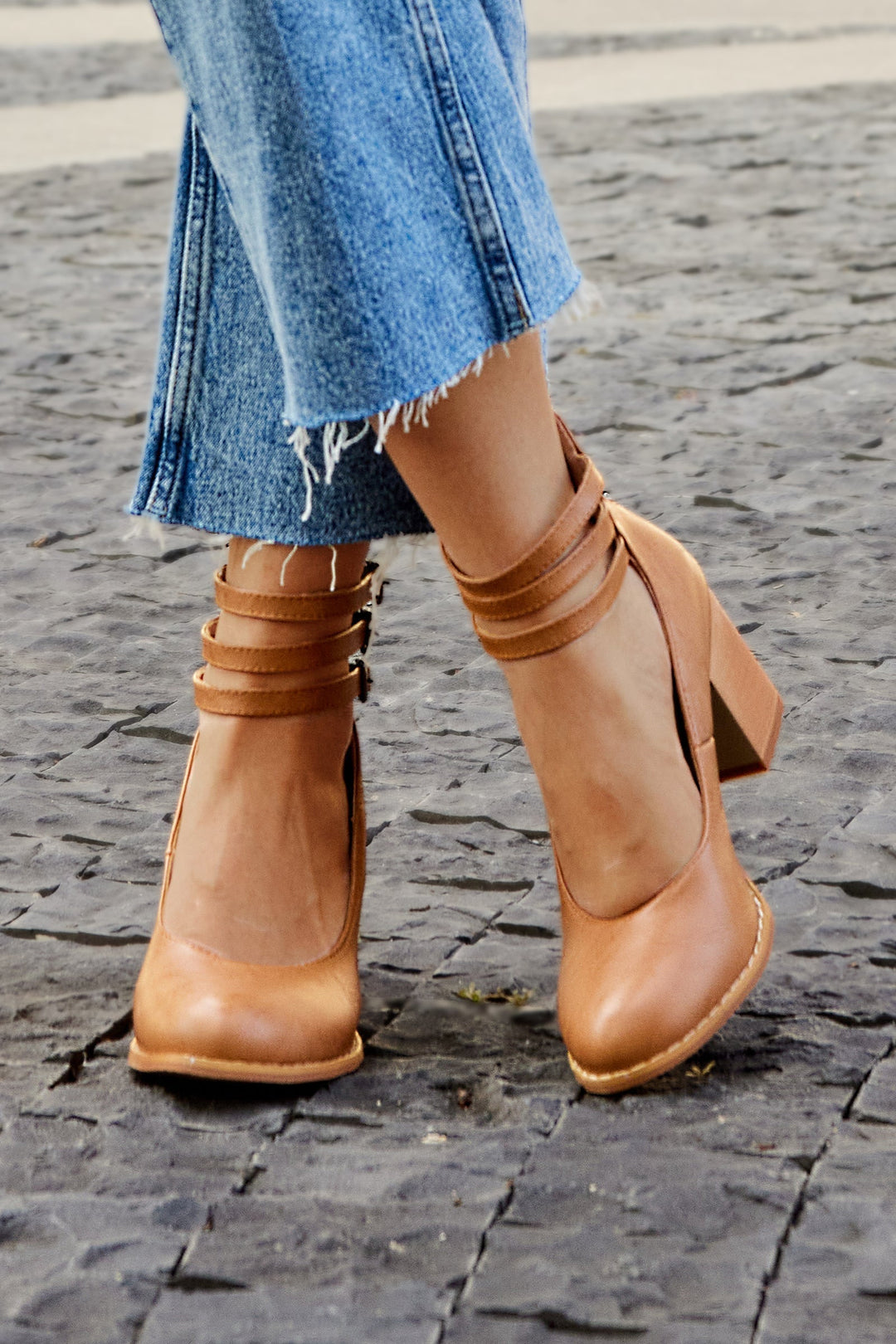 Casilda | Smooth Sandals with Ankle Straps and Chunky Heel