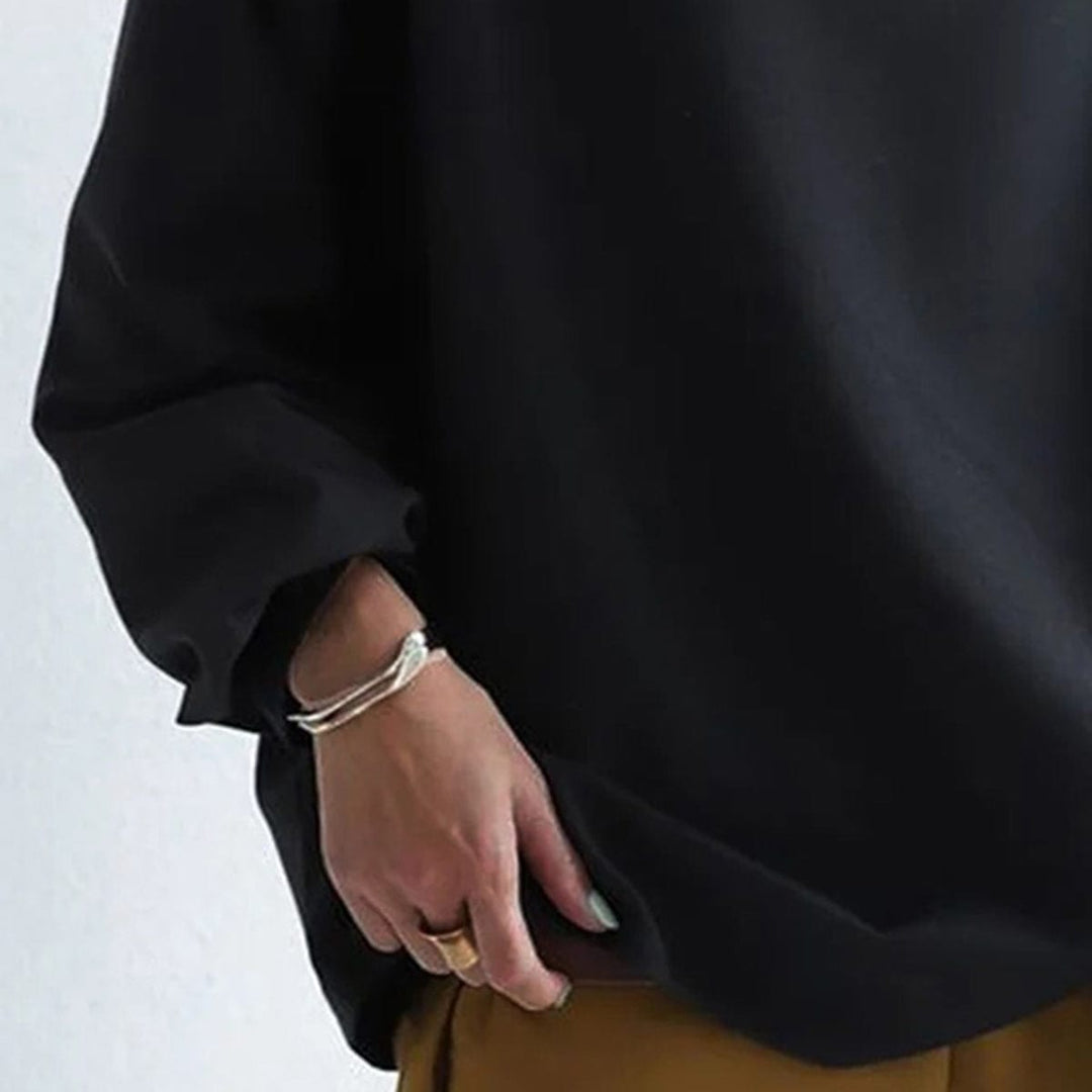 Meena – Elegant High-Neck Sweater