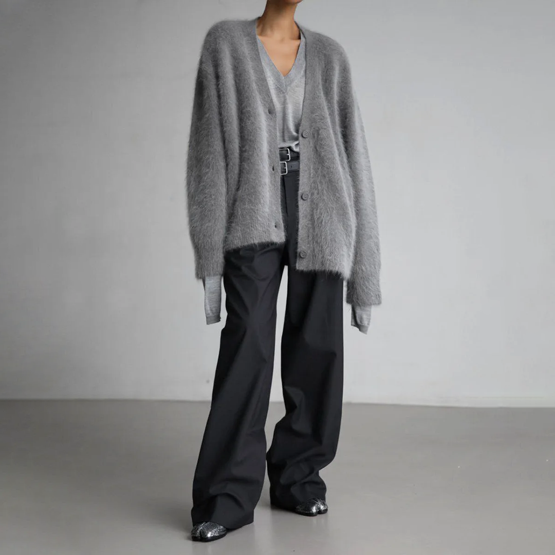 Dahlia - Elegant Oversized Cardigan
