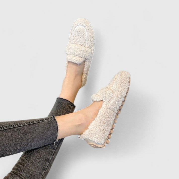 Frida – Elegant Warm Loafer