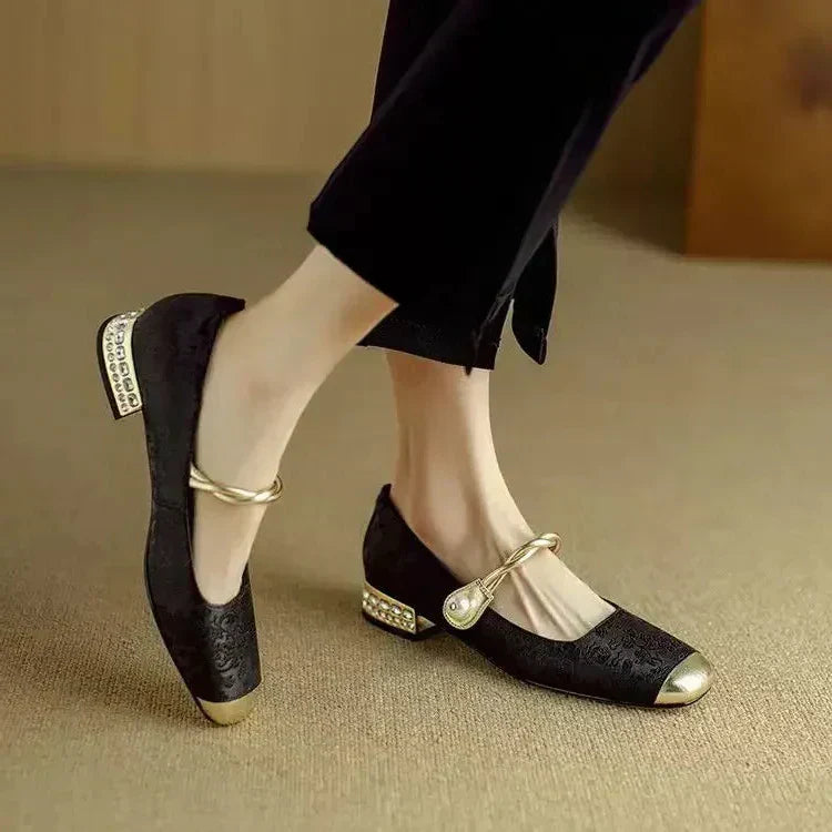 Zita - Leather Mary Janes - Comfort and Style for Every Occasion