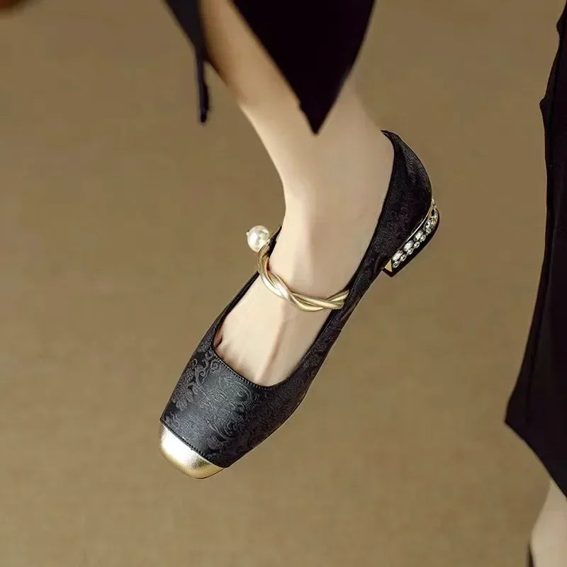 Zita - Leather Mary Janes - Comfort and Style for Every Occasion