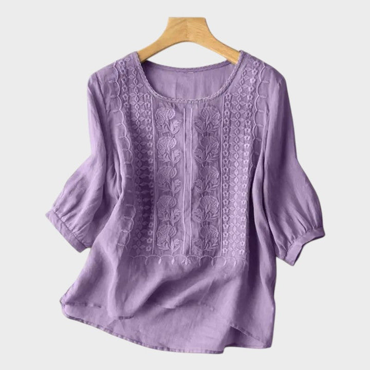 Kasey – Elegant & Comfortable Blouse