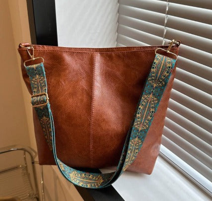 Ruina - Stylish Shoulder Bag for Every Occasion