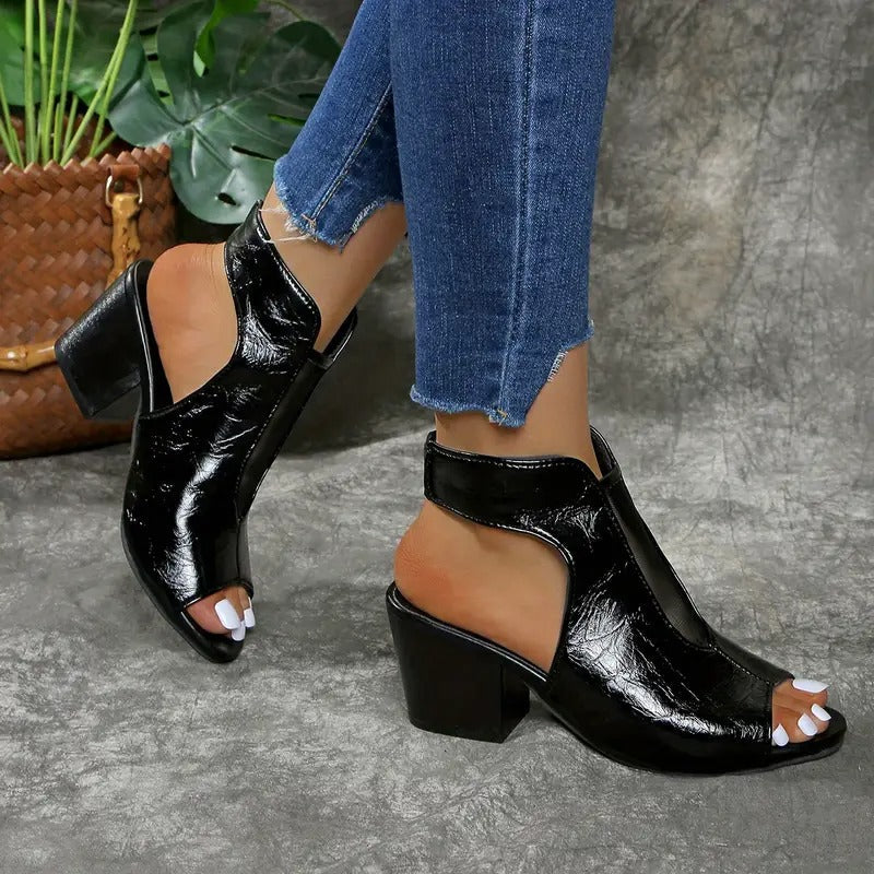 Roselyn – Women’s Roman Style Slide Sandals