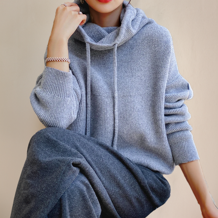 Lia - Elegant Turtleneck Sweater