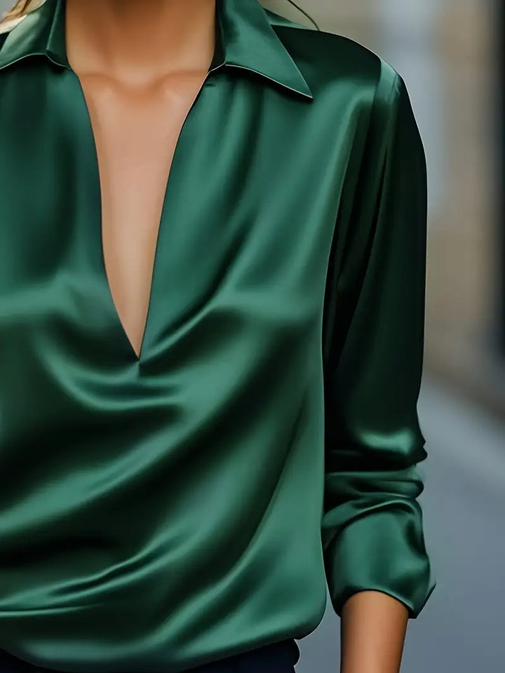 Lilli – Timeless Shine Blouse