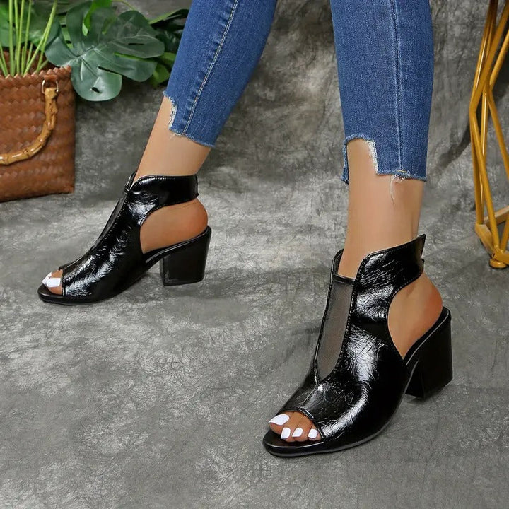 Roselyn – Women’s Roman Style Slide Sandals