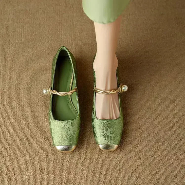 Zita - Leather Mary Janes - Comfort and Style for Every Occasion