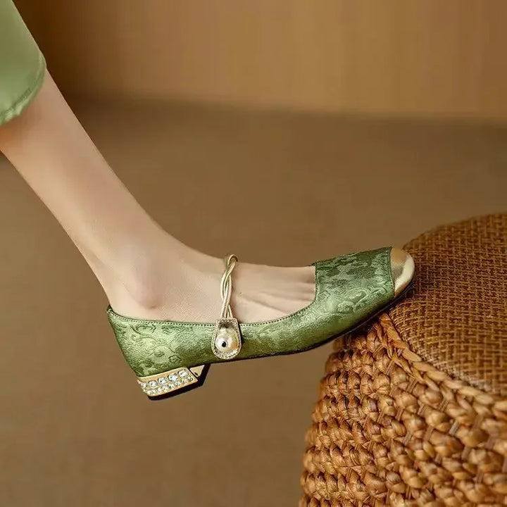 Zita - Leather Mary Janes - Comfort and Style for Every Occasion