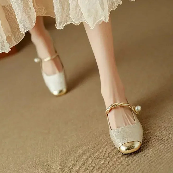 Zita - Leather Mary Janes - Comfort and Style for Every Occasion