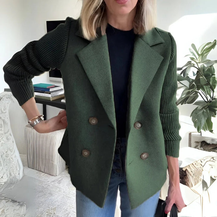 Kira – Stylish Knitted Blazer