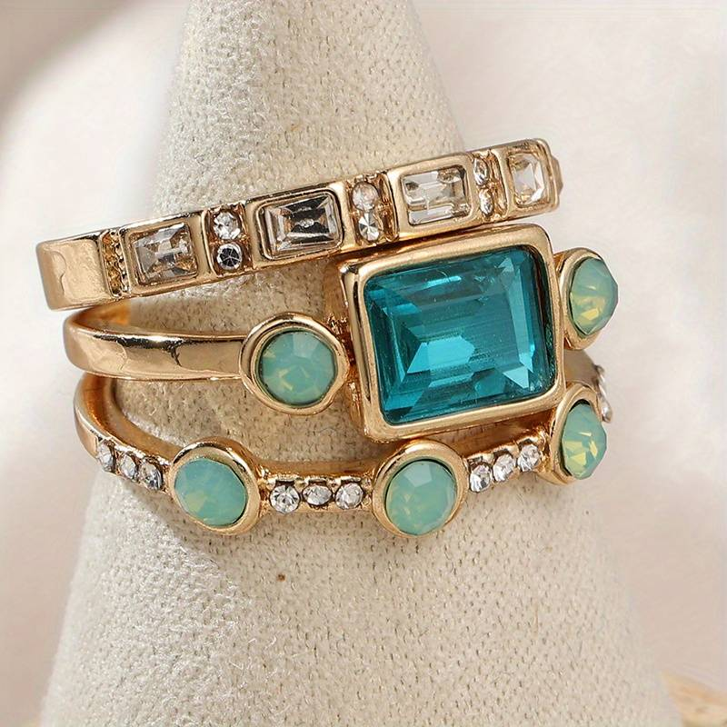 Sabrina | Vintage Ring with Blue Crystal